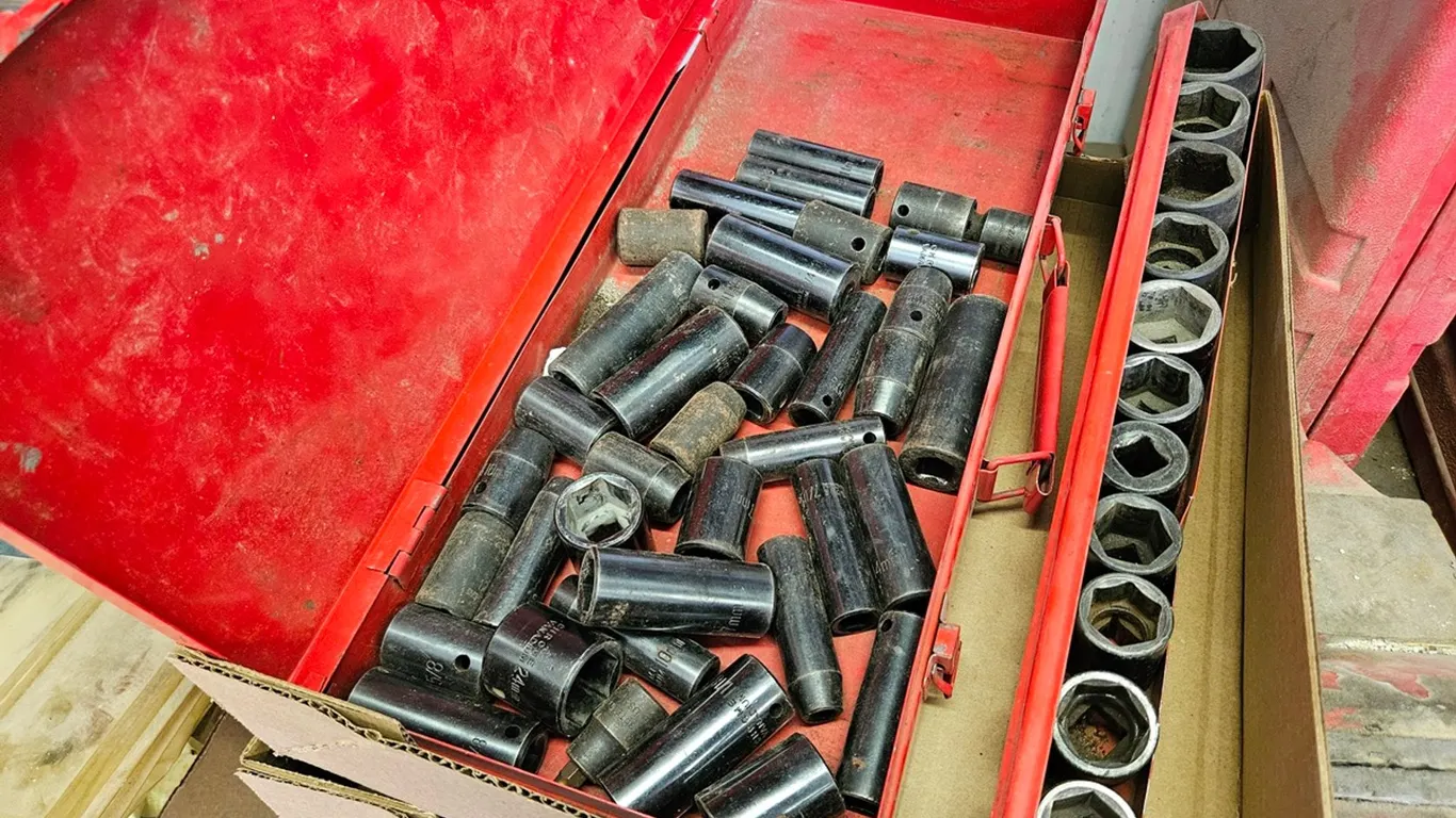 Assorted Sockets