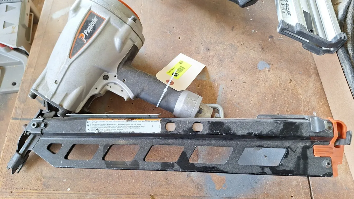 Paslode Framing Nailer, Model F350S