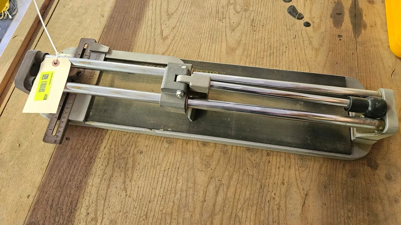 Brutus 20" Tile Cutter