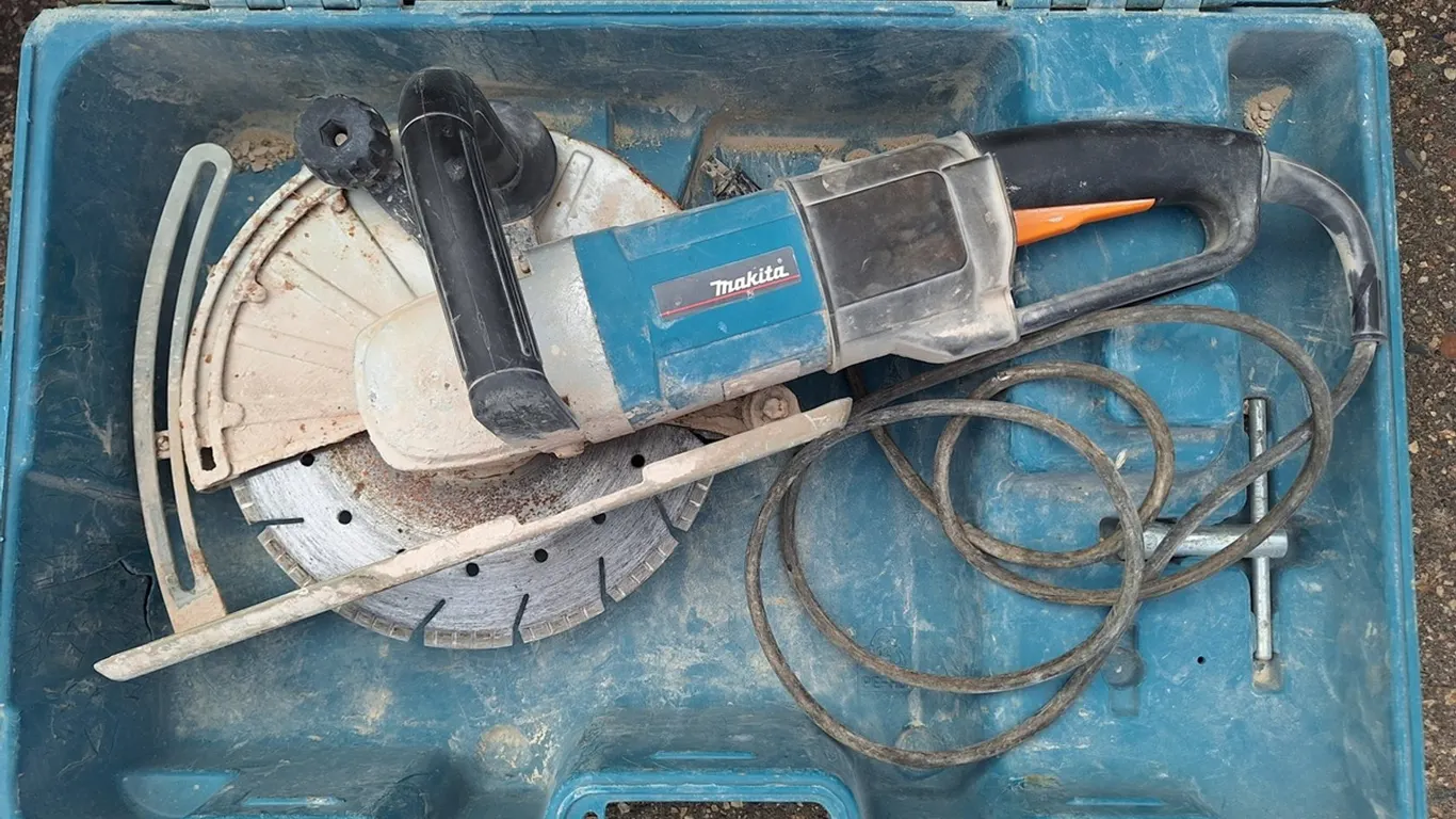 Makita SJS Concrete Saw