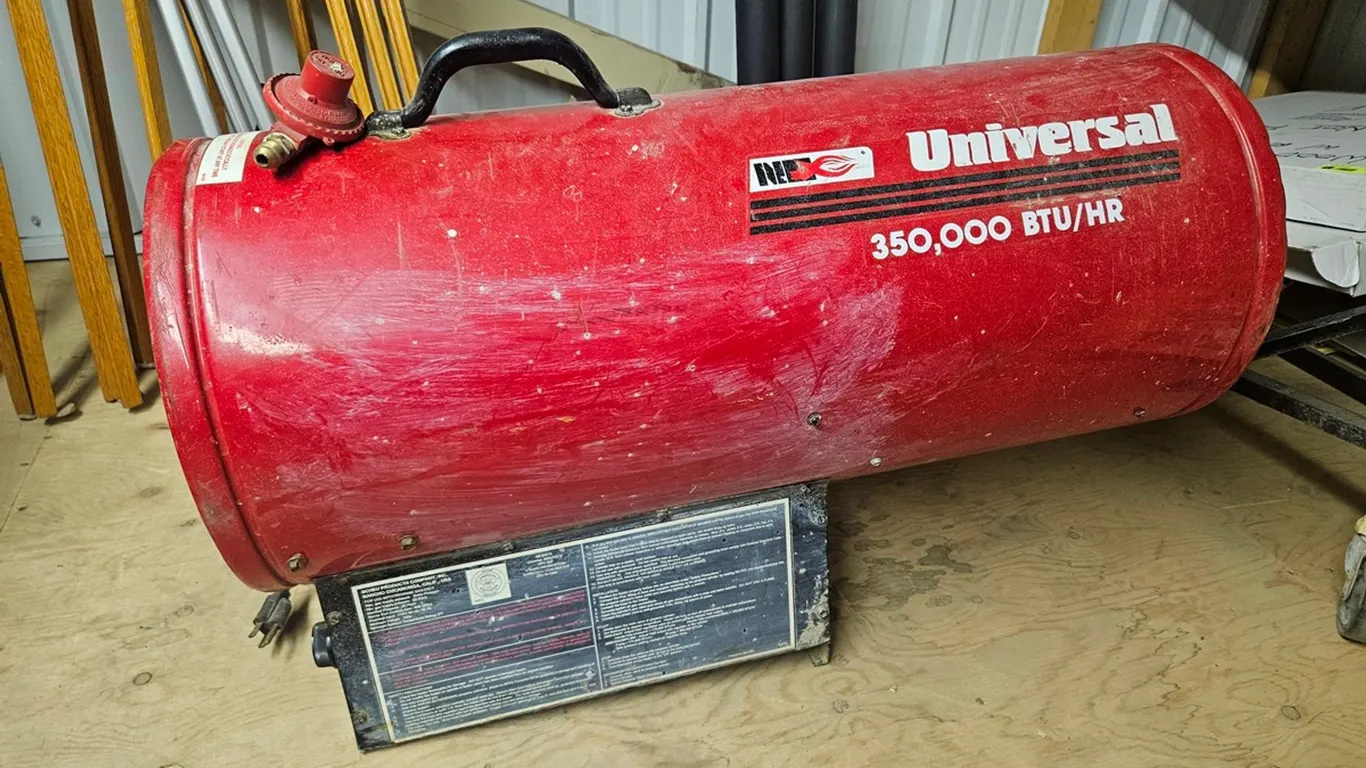 Universal Kerosene Bullet Heater, 150,000 BTU