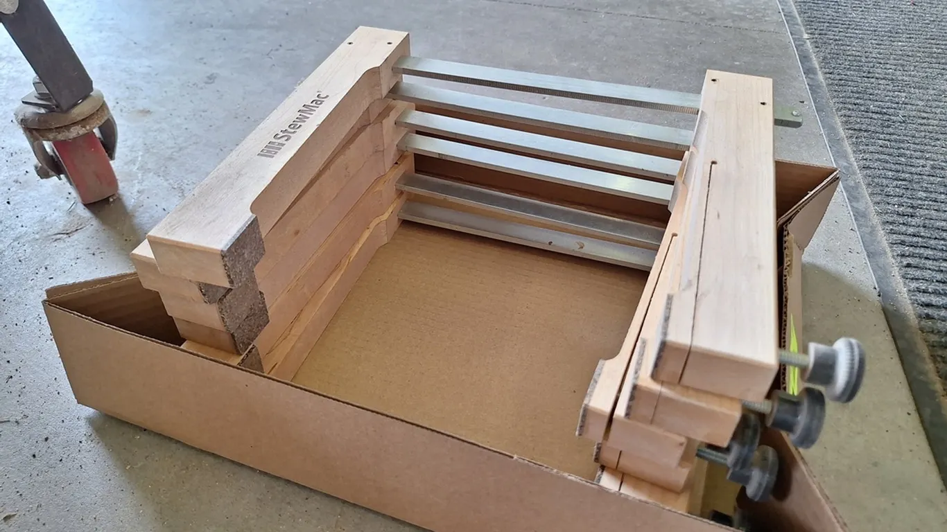 6 Wood Clamps