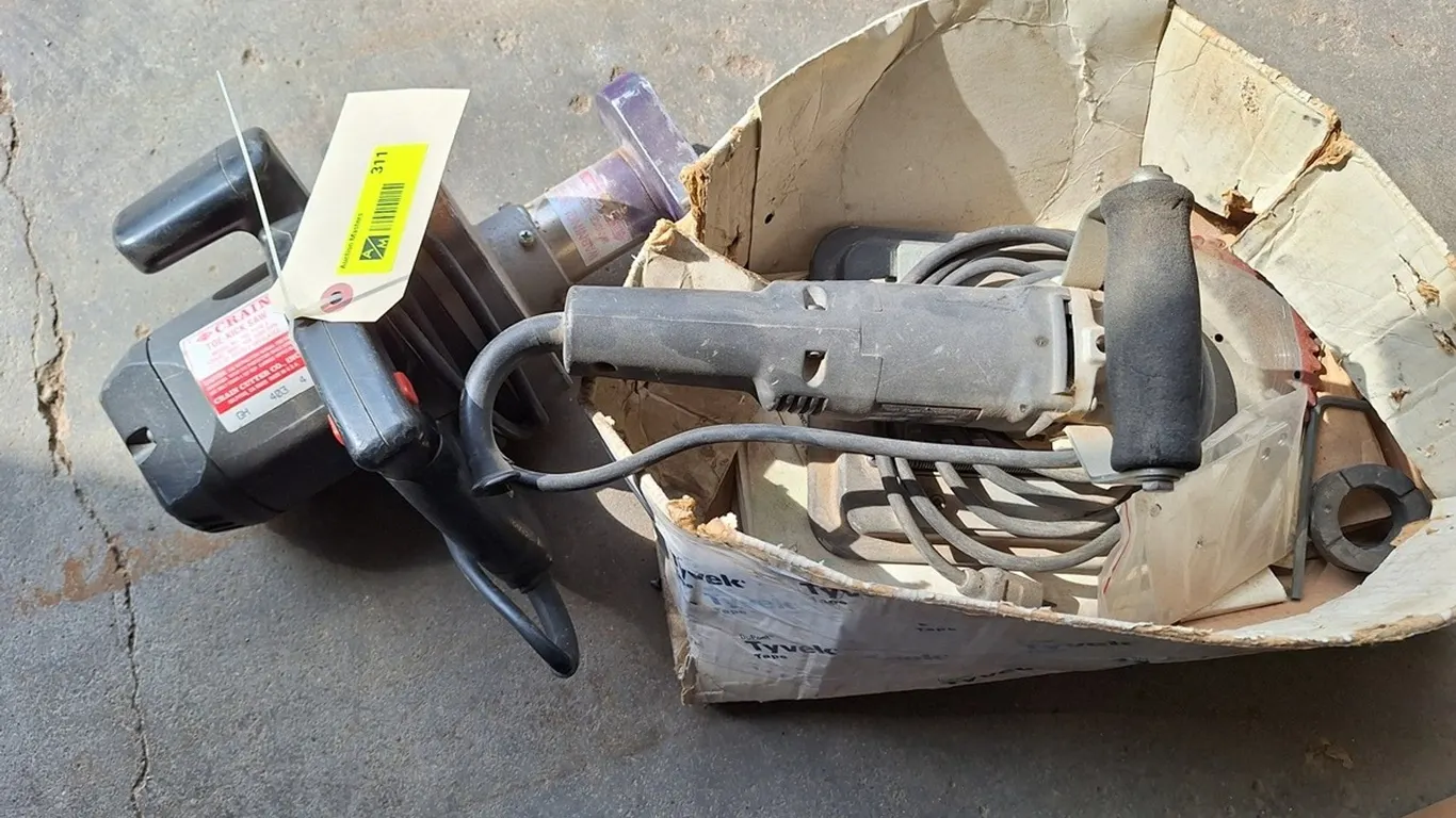Crain Kick Saw, Inside Corner Saw