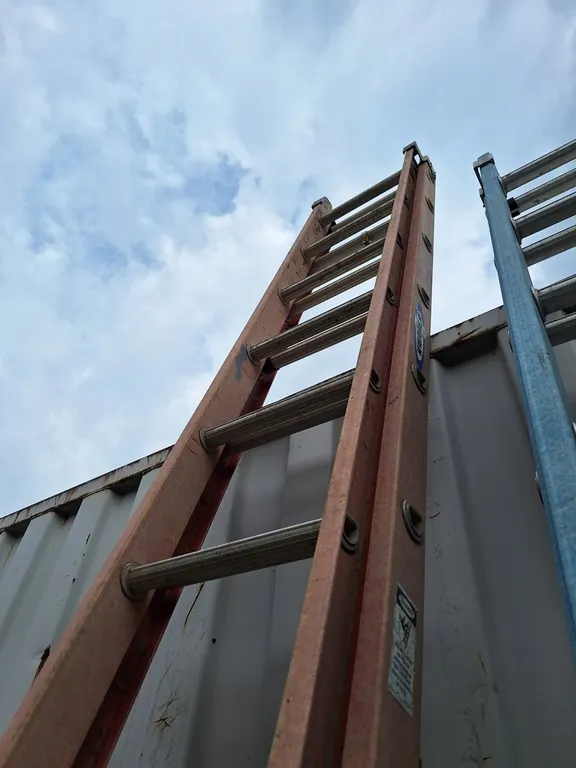 Werner Fiberglass 24' Extension Ladder