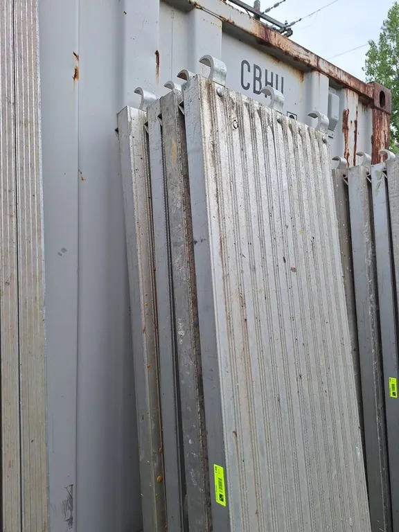 4 Aluminum Scaffolding Planks, 19"x80"
