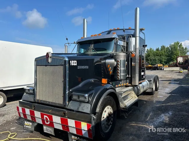 2017 Kenworth W900L 6x4 T/A Sleeper Truck Tractor