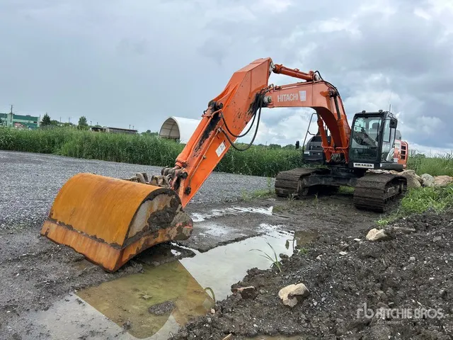 2019 Hitachi ZX300LC-6N Tracked Excavator
