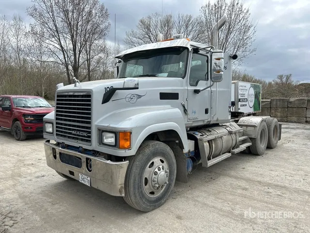 2016 Mack CHU613 6x4 T/A Day Cab Truck Tractor