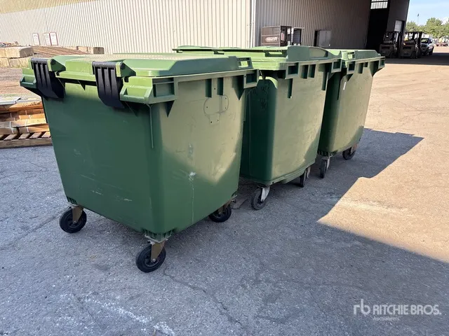 Quantity of (3) Plastic Bin