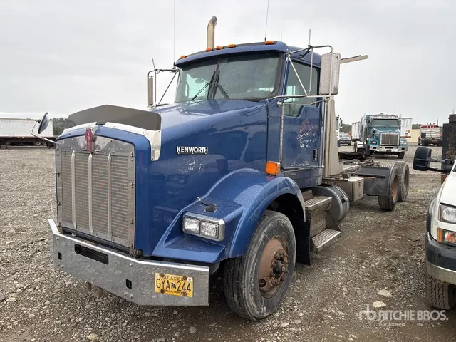 2015 Kenworth T800 6x4 T/A Day Cab Truck Tractor (Inoperable)