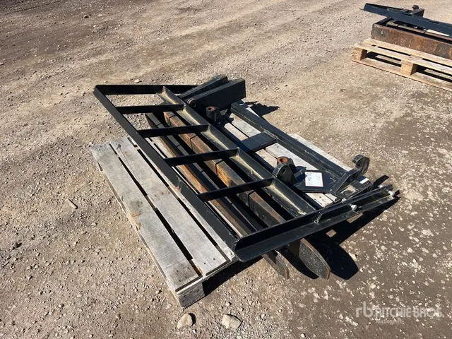 1200 mm Tractor Pallet Forks (Unused)