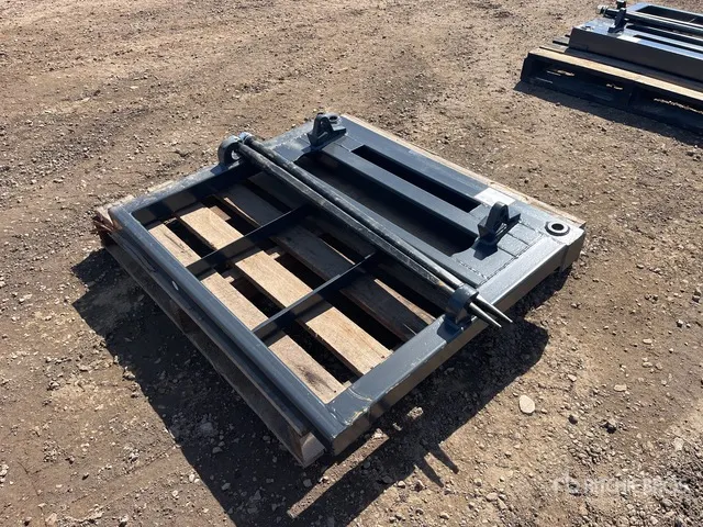 1000 mm Bale Forks (Unused)