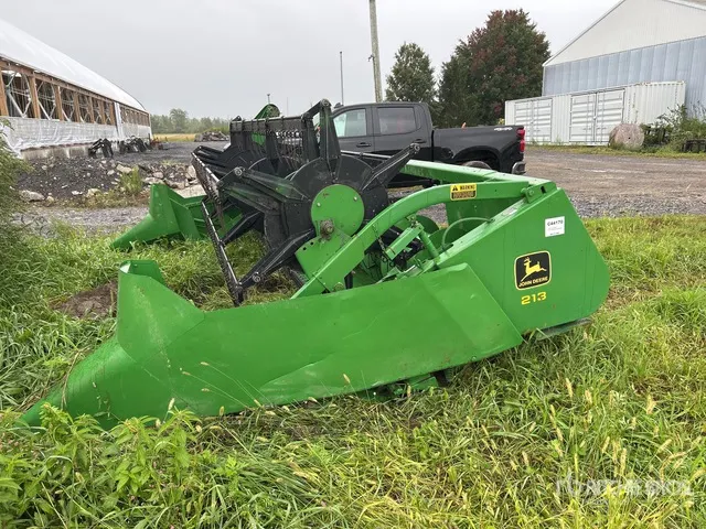 John Deere 213F 13 ft Rigid Combine Header