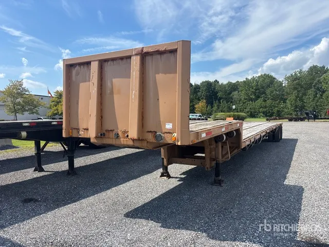 48 ft T/A Step Deck Trailer