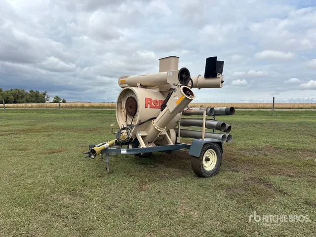 2006 REM 2500 Grain Vac