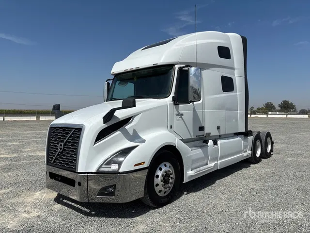 2022 Volvo VNL760 6x4 T/A Sleeper Truck Tractor