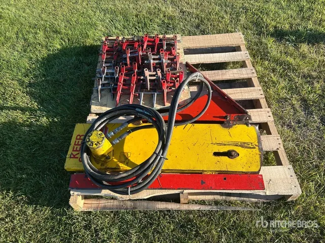 Quantity of Crop Lifters and Hydraulic Swather Sheer