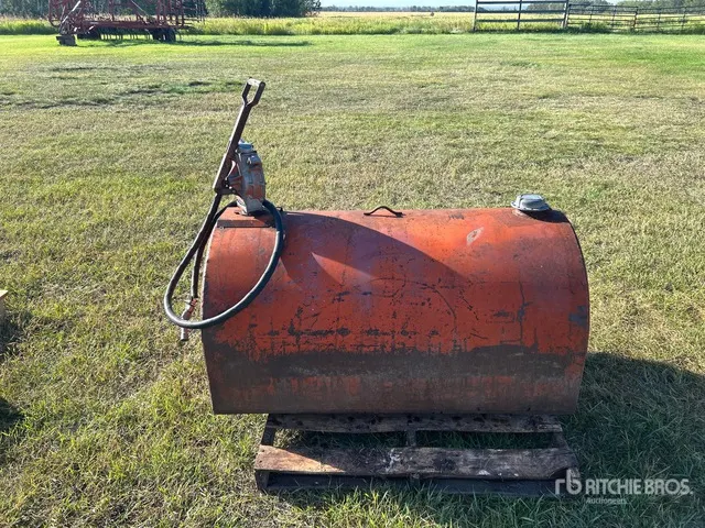 Westeel- Rosco 100 gal Portable Steel Fuel Tank