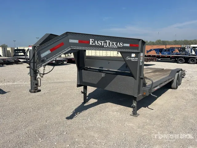 2024 East Texas Trailers 24 ft T/A Gooseneck Equipment Trailer