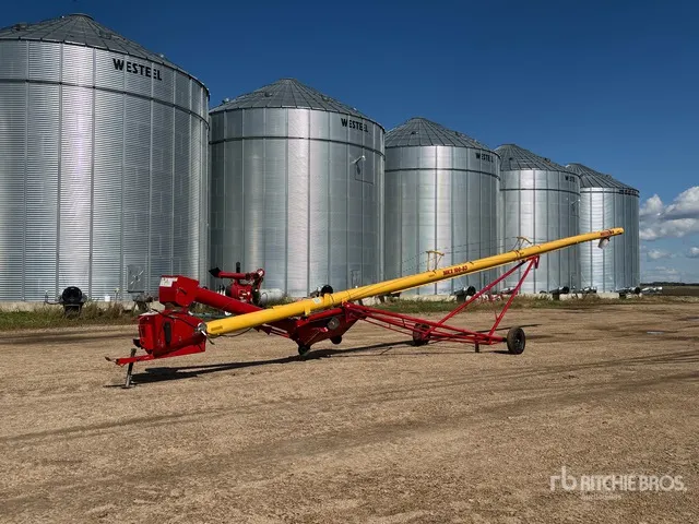 Westfield MKX 100-63 10 in x 63 ft Swing Grain Auger (Inoperable)