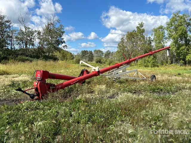 Buhler Farm King 1060 10 in x 60 ft Swing Grain Auger