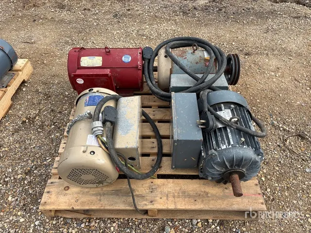 Quantity of (4) Electric Motor