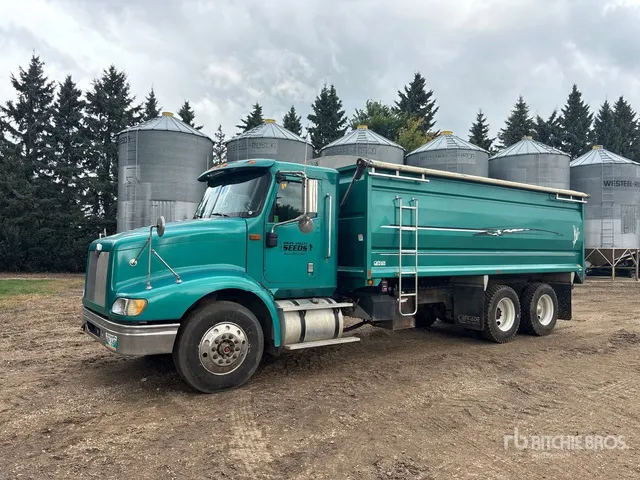 International 9200 6x4 Grain Truck