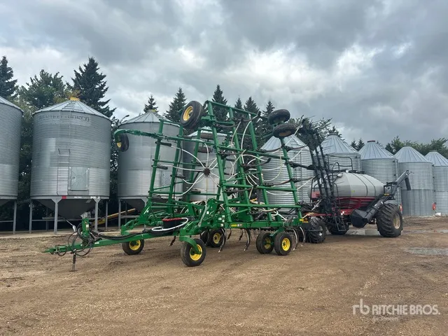John Deere 2410 41 ft Air Drill