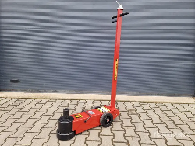 Pneumatic-Jack 80TON Air Hydraulic Jack (Unused)