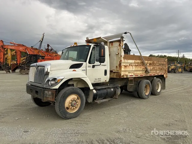 2008 International 7400 6x4 T/A Dump Truck