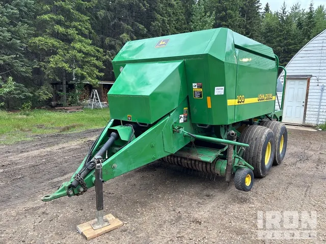 1997 John Deere 100T Big Square Baler