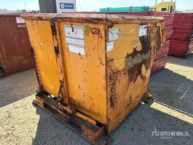 Galbreath H-250 2.5 CU Yrds Self-Dumping Hopper