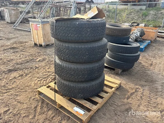 Quantity of (4) Goodyear Wrangler 275/65R20 Tires