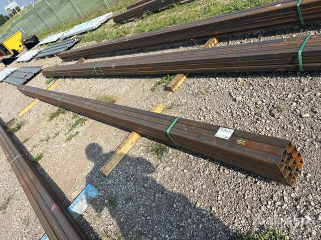 Quantity of (12) 2025 Kit Containers Steel 271 in x 2 in x 2 in Pipe