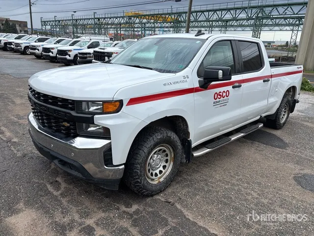 2020 Chevrolet Silverado 1500 4x4 Crew Cab Pickup