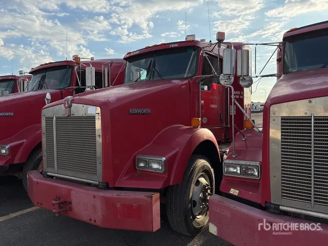 2012 Kenworth T800 6x4 T/A Sleeper Truck Tractor (Inoperable)