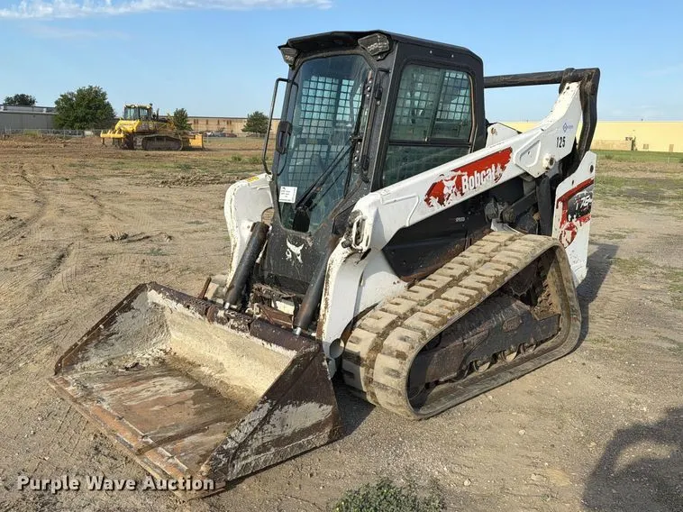 2020 Bobcat T76 tracked skid steer loader