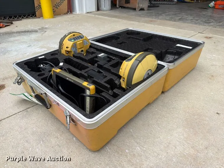 Topcon HiPer V GNSS RTK surveying system