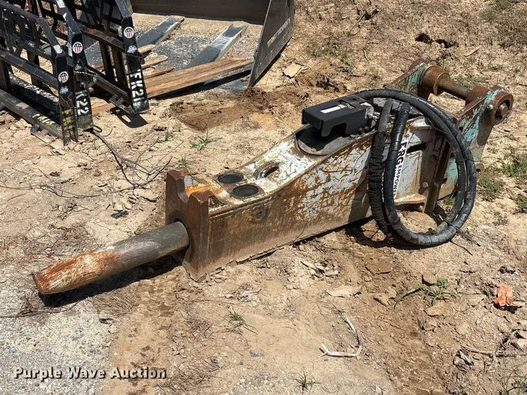 Excavator breaker