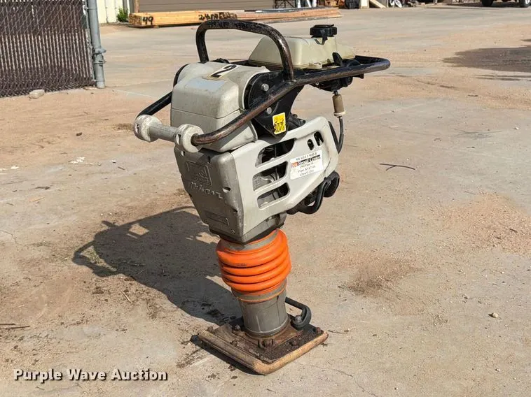 Multiquip-Mikasa MTX-70HD plate compactor