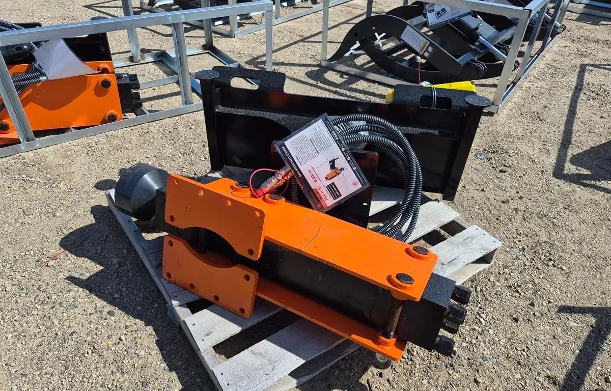 Wolverine PD-12-08D Skid Steer Post Driver Attachment
UNRESERVED
