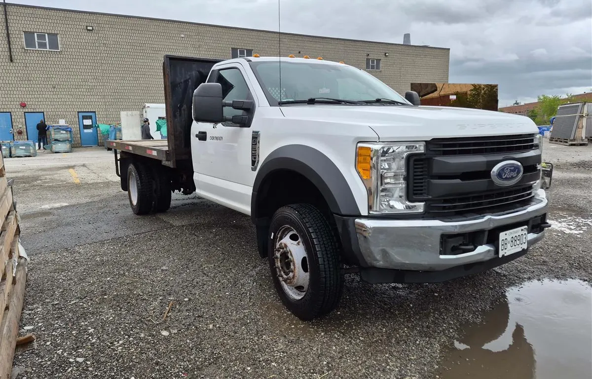 2017 Ford F550 XL Flatbed Truck
UNRESERVED