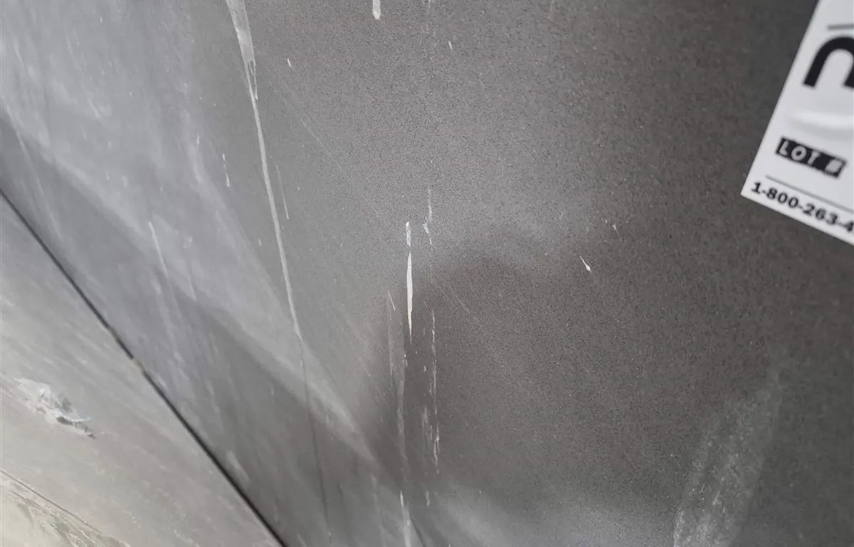 (4) Assorted Quartz Slabs
UNRESERVED