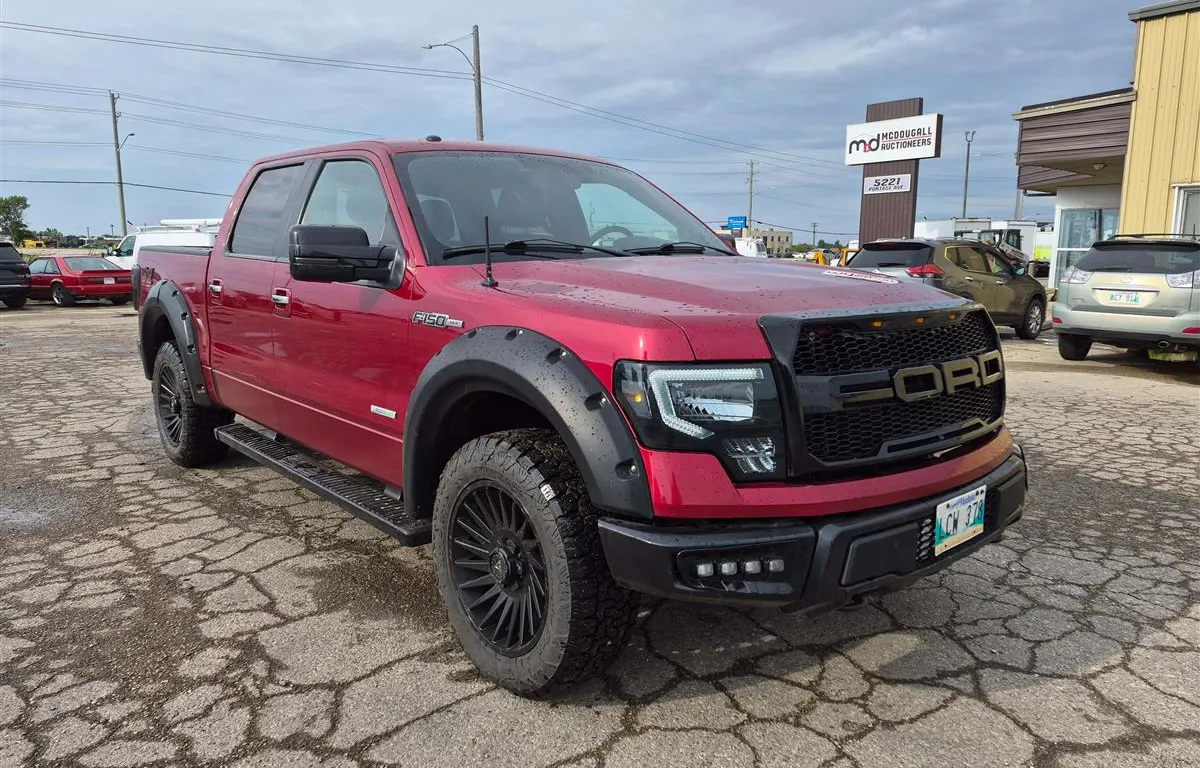 2013 Ford F150 Lariat 4x4 Crew Cab Truck