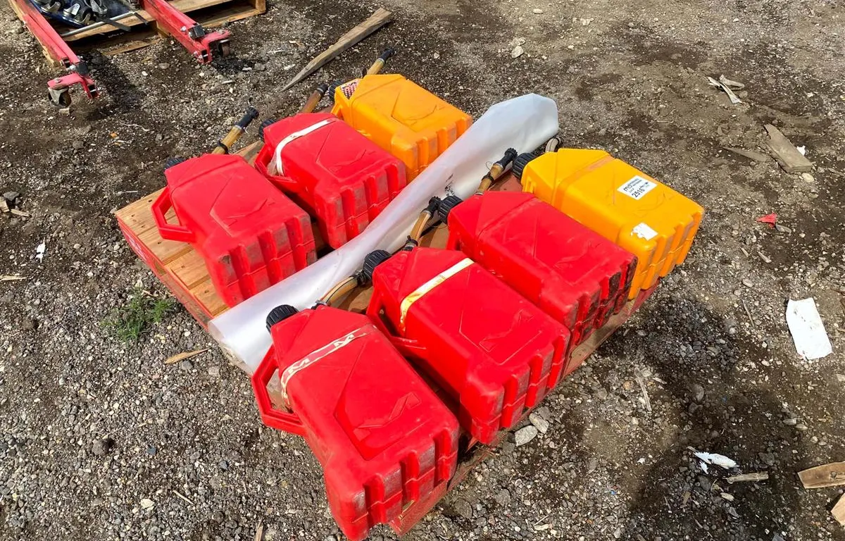 (7) Matrix Concepts Gas Cans
UNRESERVED
