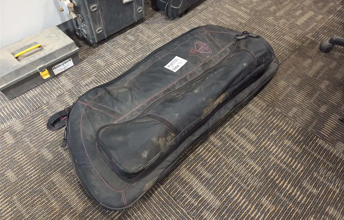 BowTech Compound Bow Package w/ Case & Arrow Case
UNRESERVED