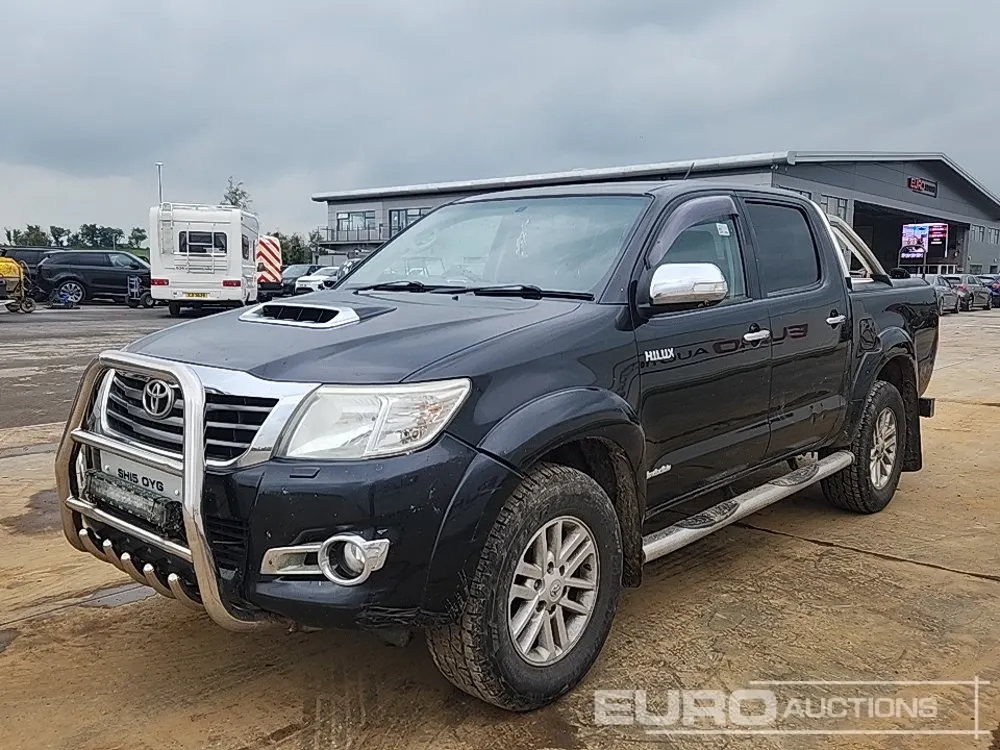 2015 Toyota Hilux Invincible