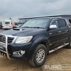 2015 Toyota Hilux Invincible 