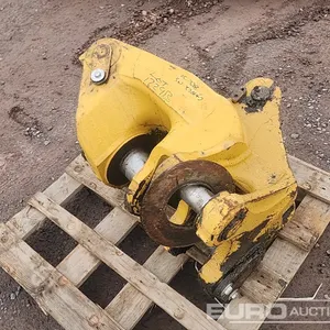 Offset Pivot to suit CAT 308 