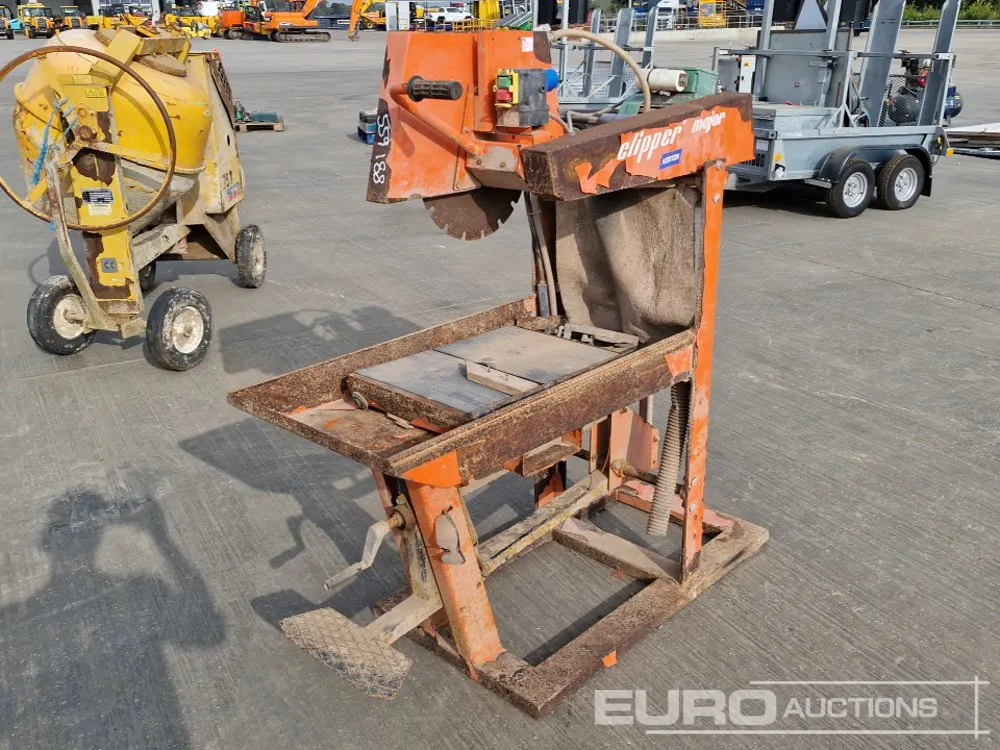 Clipper 230Volt Masonry Saw